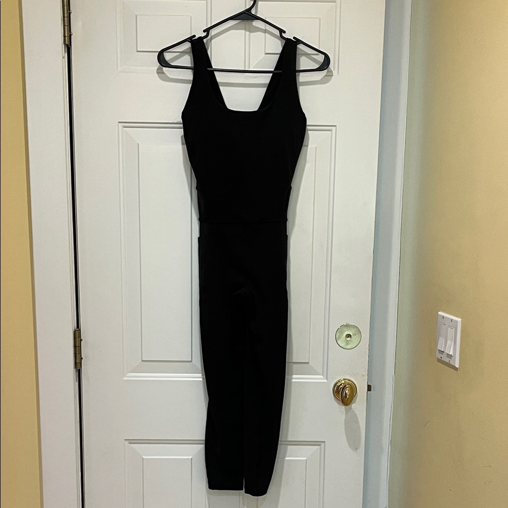 Black Sleeveless Fitted Jumpsuit